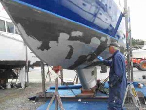 We used Jotun 88 for primer, and Jotun 30 for antifouling. 